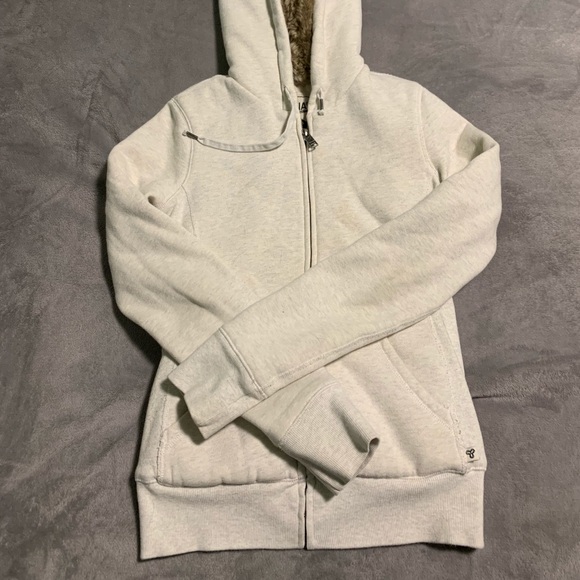 TNA Faux Fur Sweater - Picture 2 of 3